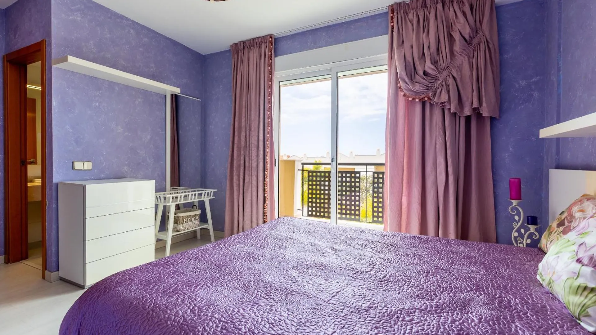 הוילה אדחה Townhouse In Fanabe Area 0*,  ספרד